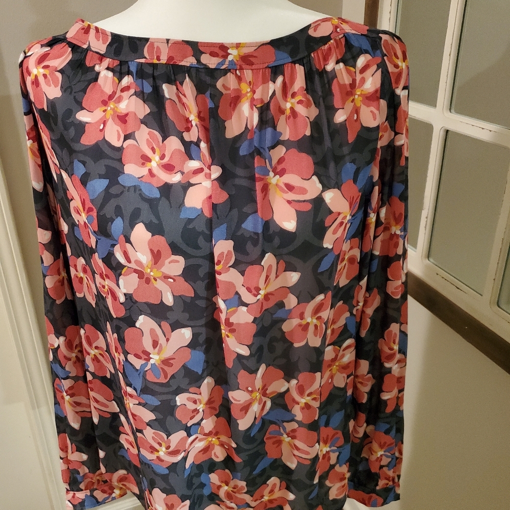 Loft floral top small S